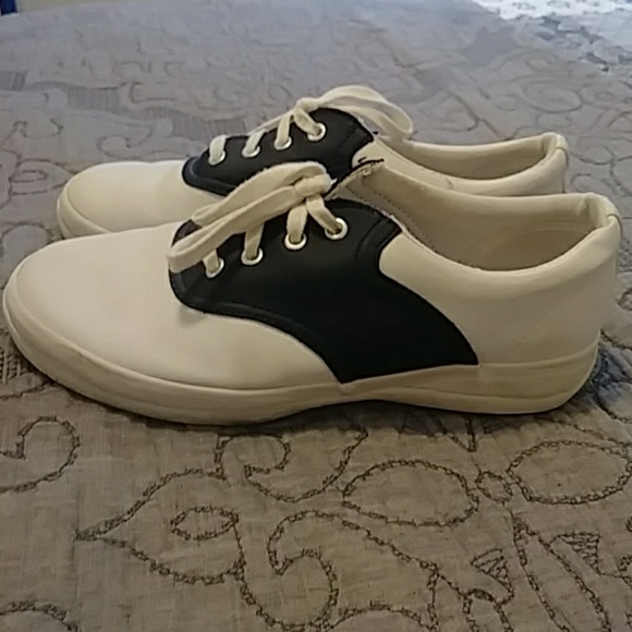 saddle tennis shoes